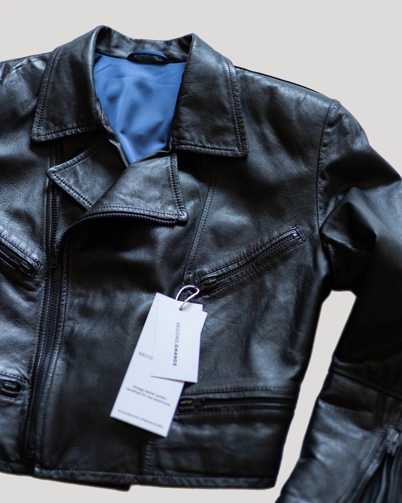 JACKET 013