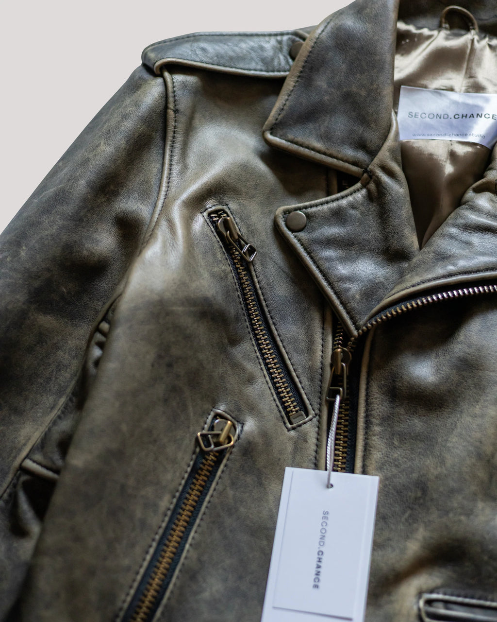 JACKET 023