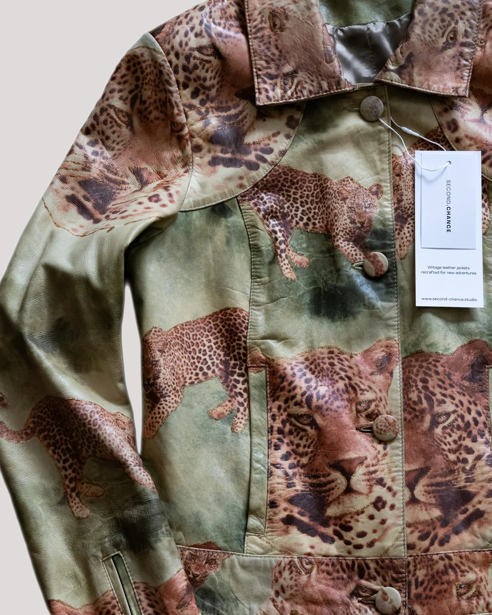 JACKET 024