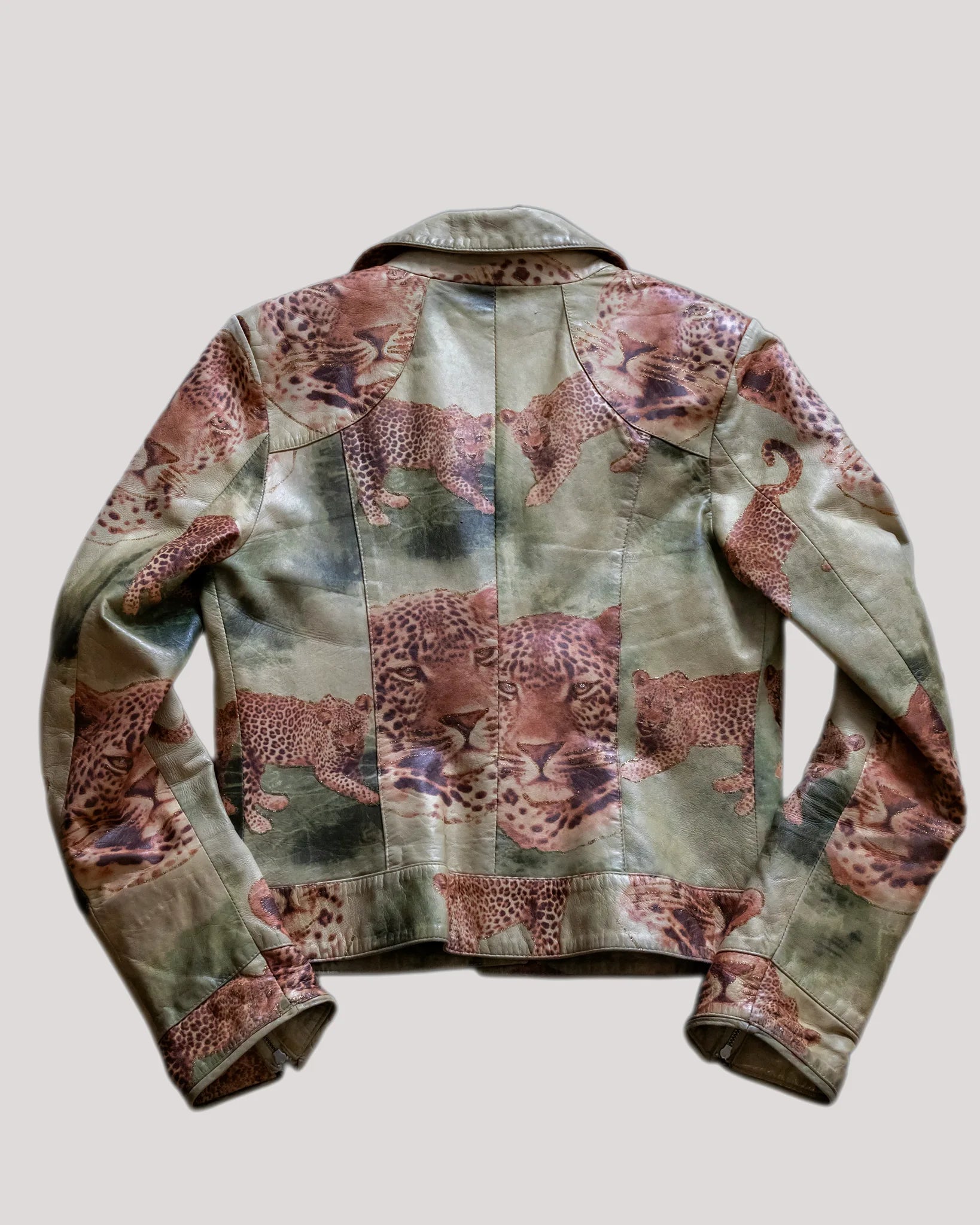 JACKET 024